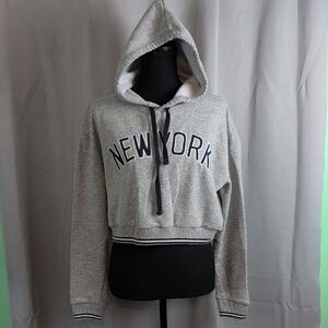 Gray and Blue Cropped Hoodie with Long Sleeves